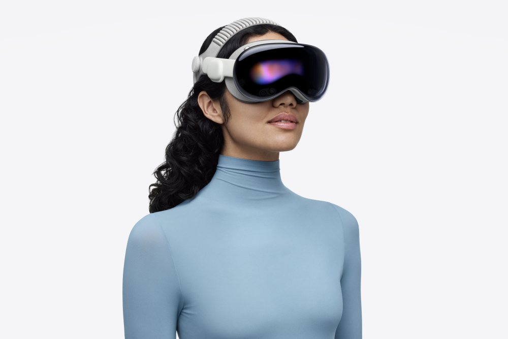Apple Vision Pro m5 to zaawansowany komputer przestrzenny w formie gogli mieszanej rzeczywistości (Mixed Reality), który łączy cyfrowe treści ze światem fizycznym.